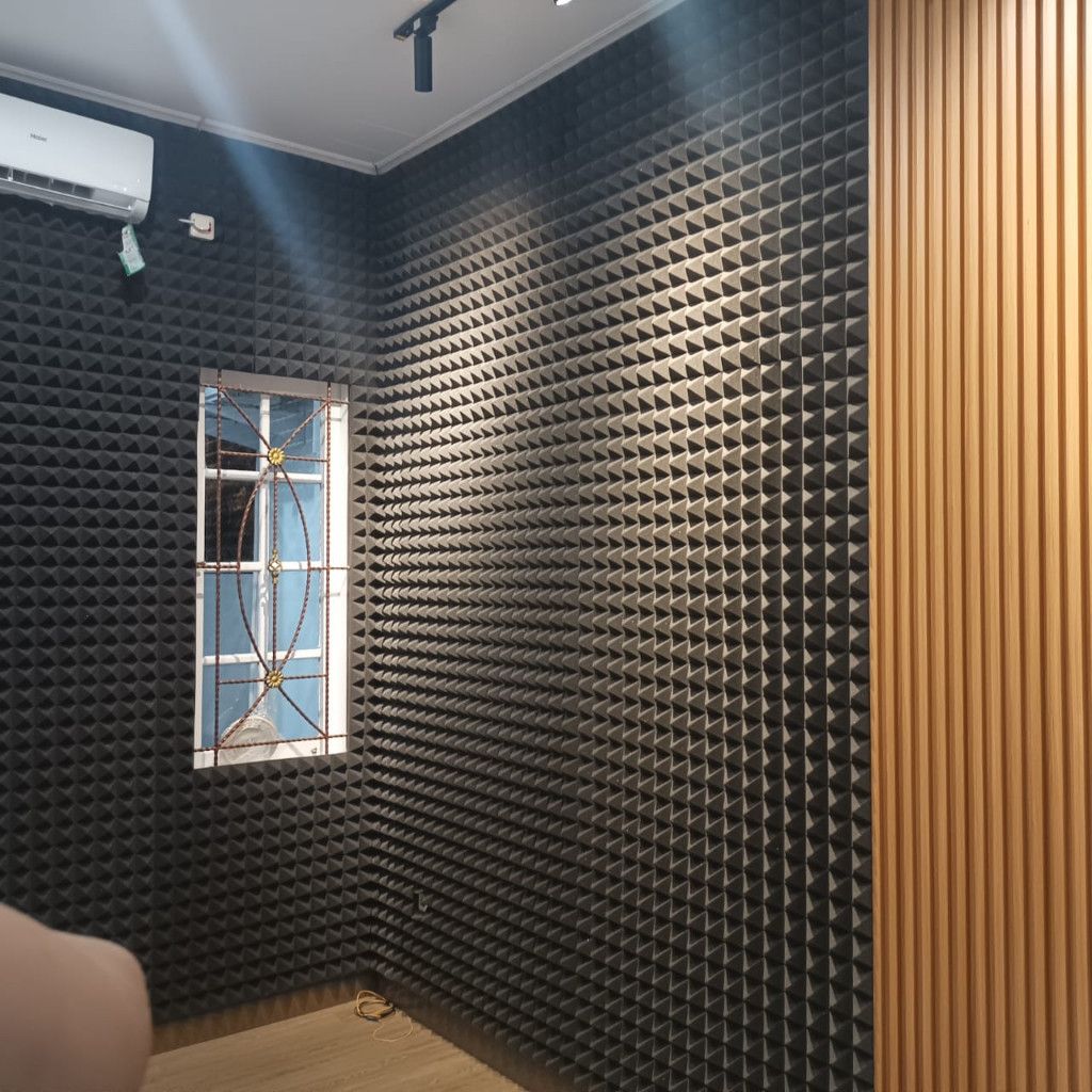 peredam suara dinding