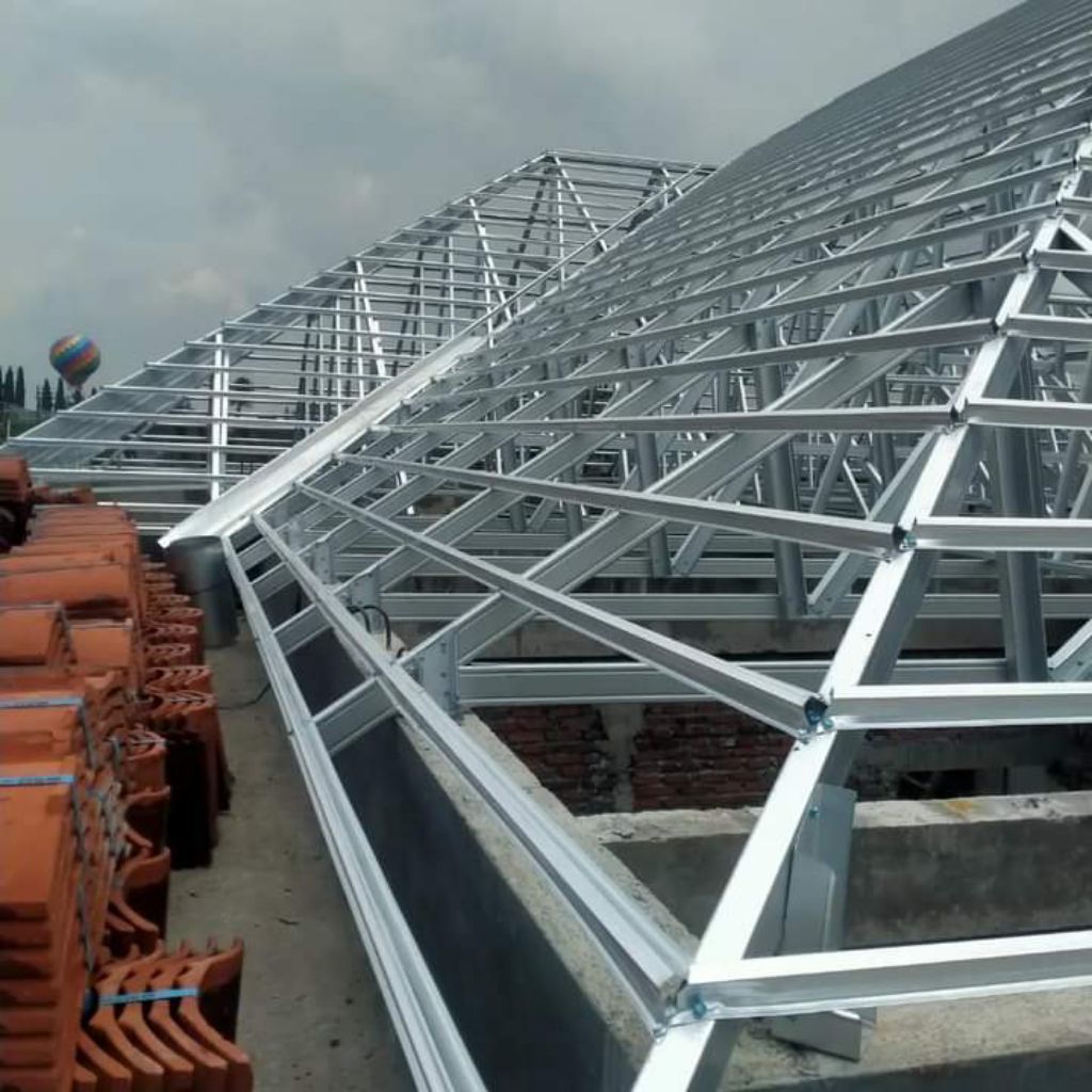 atap rumah rangka baja ringan